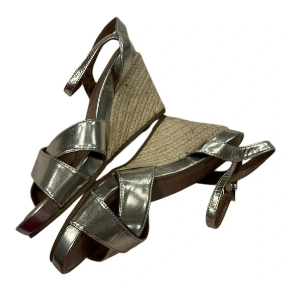 AEROSOLES Metallic Gold Women's Sandals - Picture 3 of 8